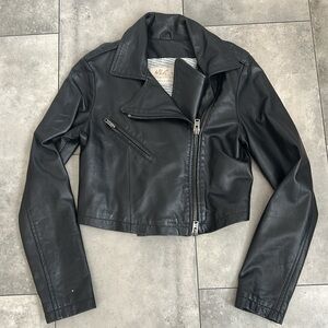 Wild Lab Generation WLG black leather moto crop jacket size 42 Italian or SMALL